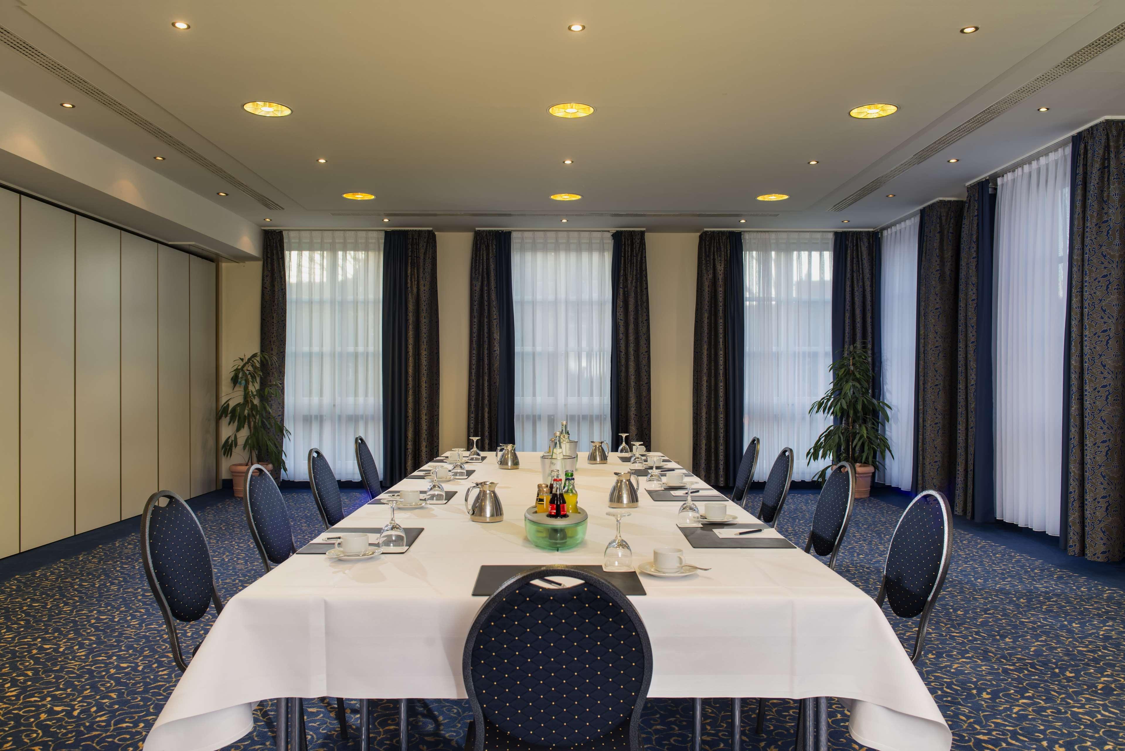 Radisson Blu Hotel Halle-Merseburg Exterior photo